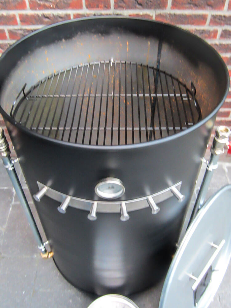 Nieuw We maakten onze eigen UDS (Ugly Drum Smoker) barbecue, want BBQ's PF-19
